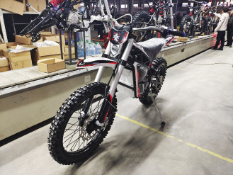 Электромотоцикл WHITE SIBERIA BELLUGA 6000W