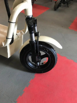 Электроcамокат GT C1, белый